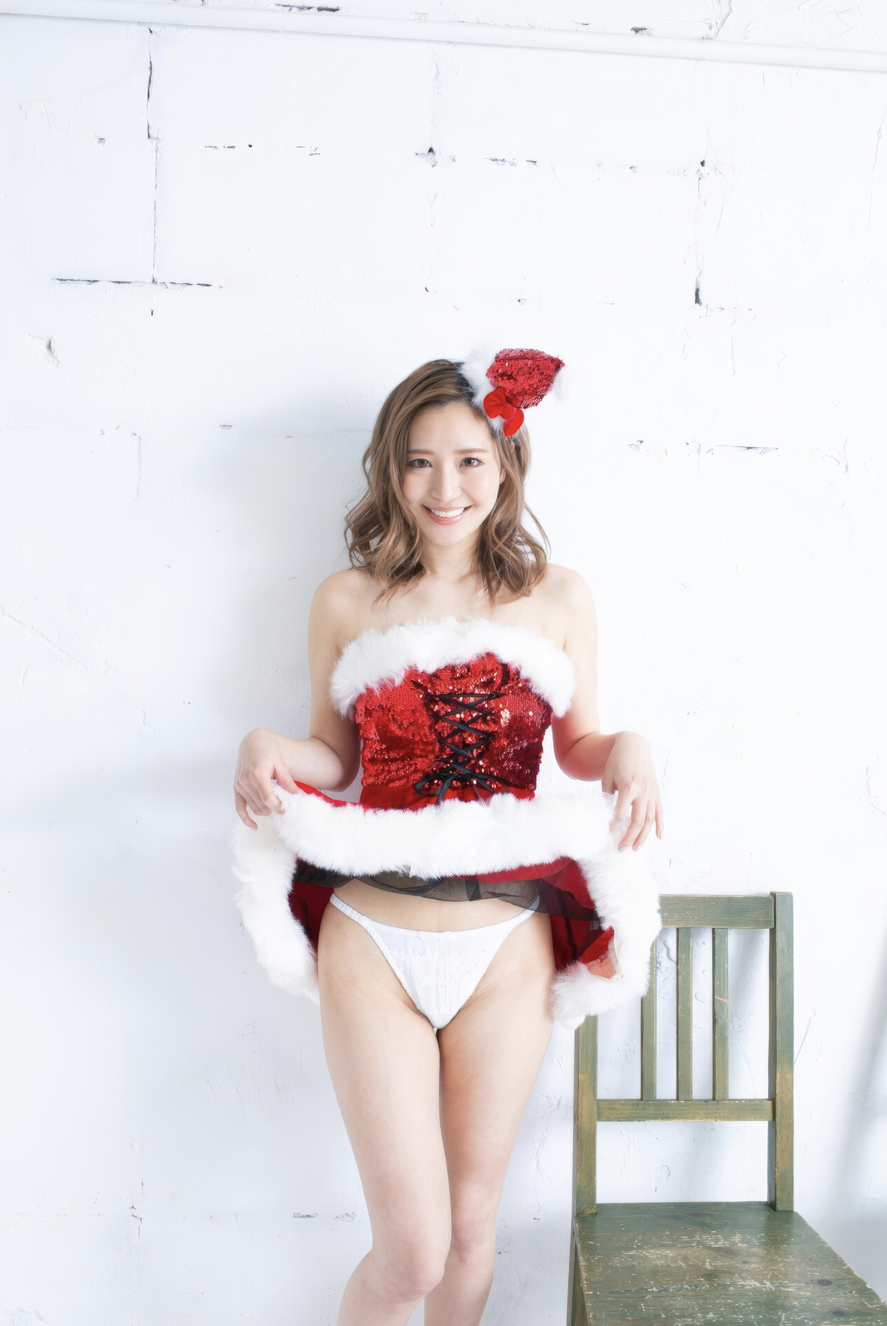 Sarina Kurokawa 黒川さりな, Red Photo 写真集 「Red 005 Kurokawa Sarina 01」