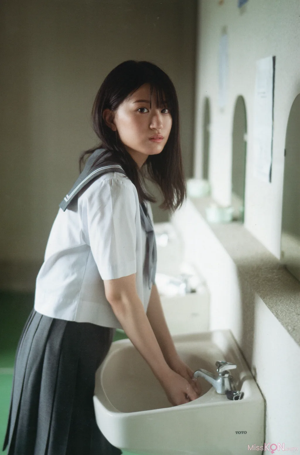 Misao Ueda (上田操)_ 水の温度