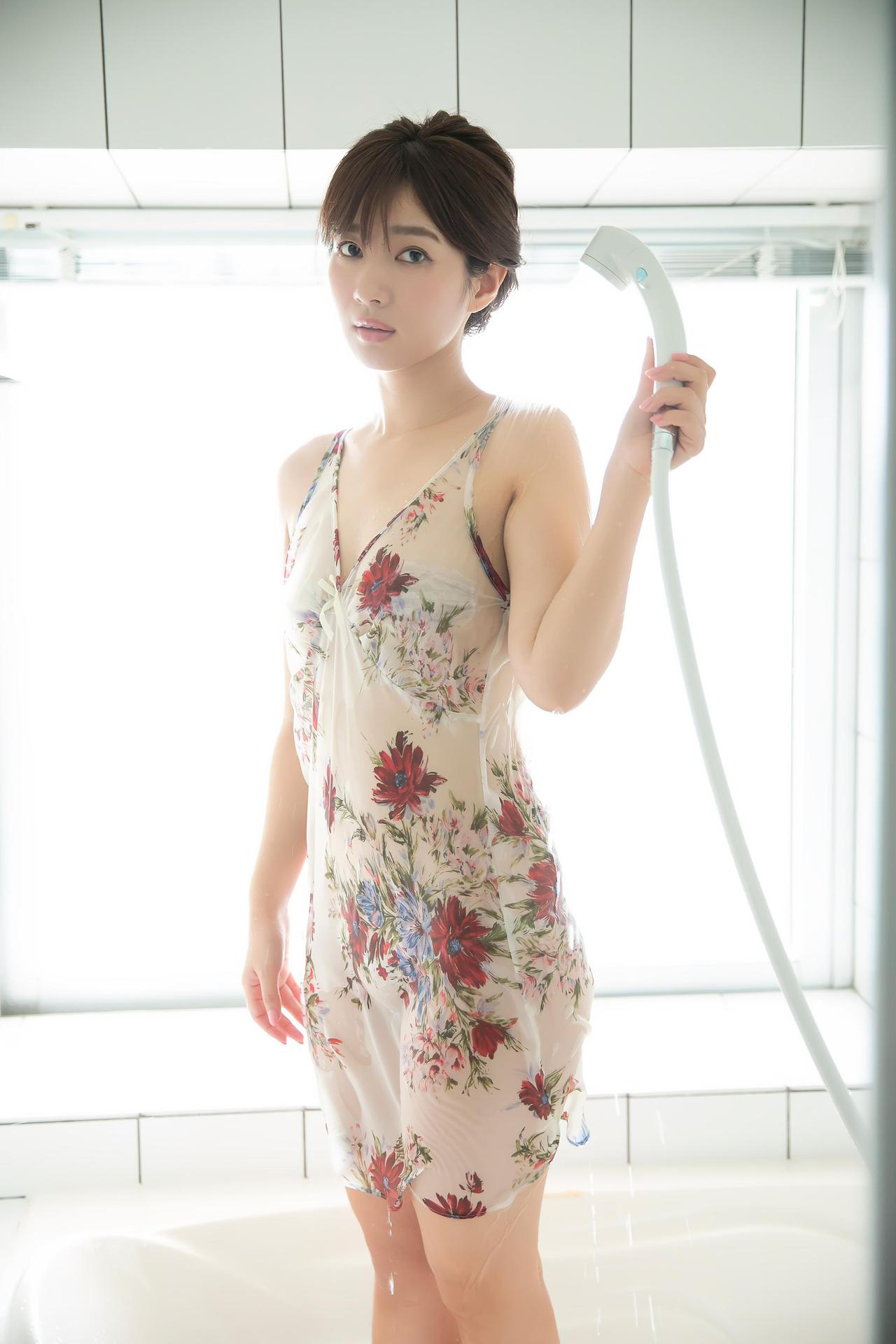 Mai Ishioka 石岡真衣, デジタル写真集 「スーツを着た天使 MAI Styles」 Set.03
