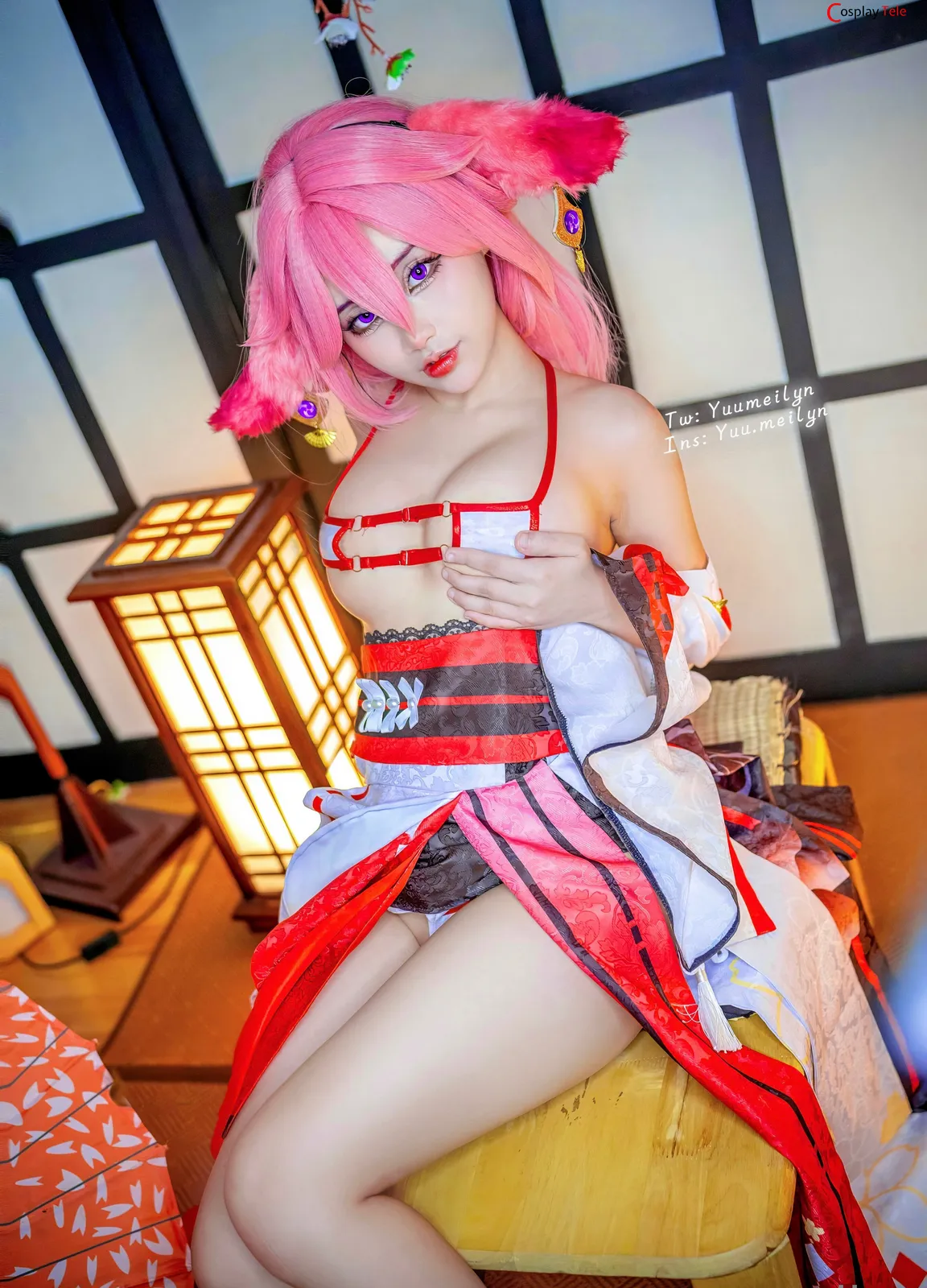 Meiilyn (yuumeilyn) cosplay Yae Miko – Genshin Impact