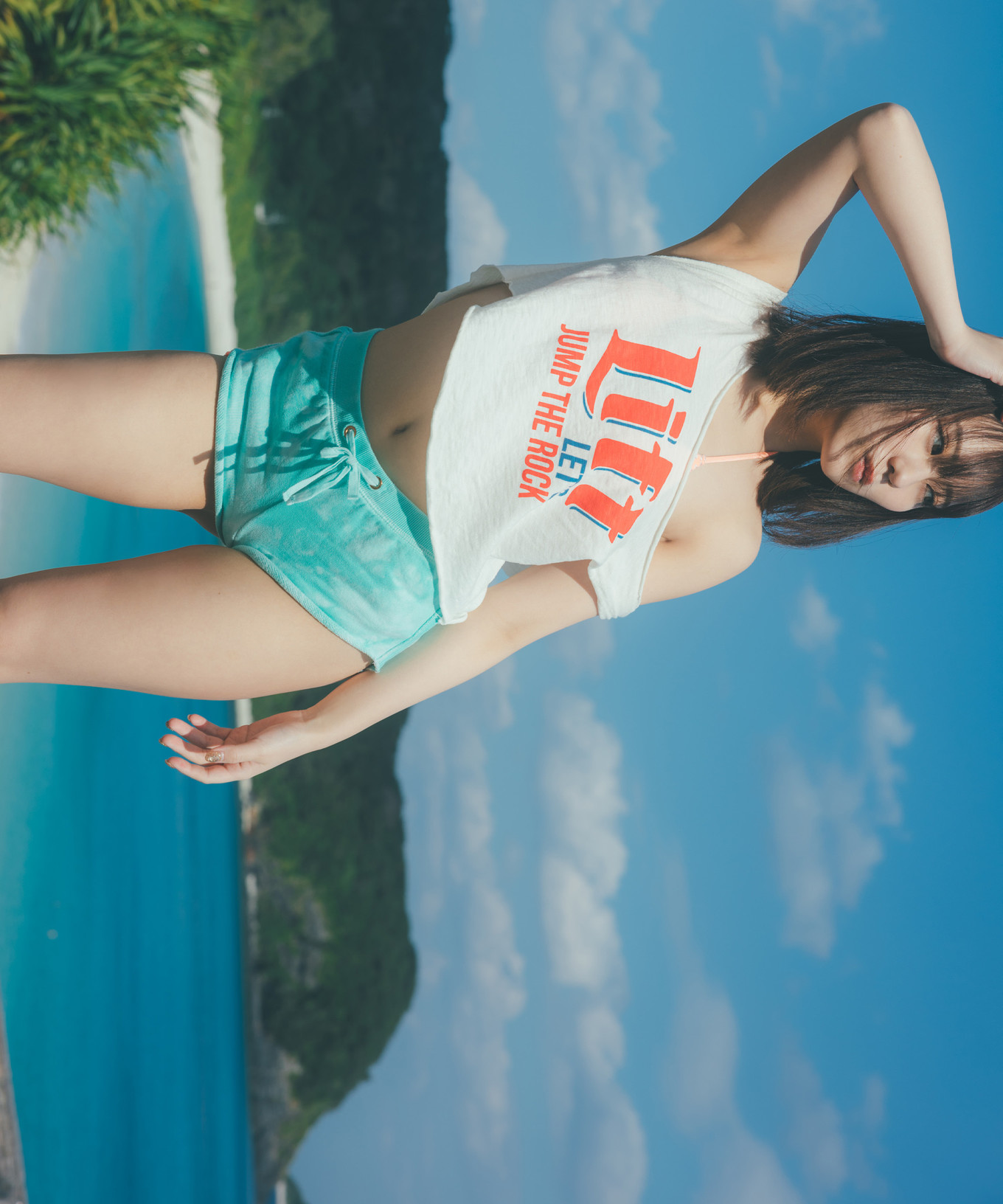 Miku Tanaka 田中美久, 周プレ Photo Book 「キミの街まで」 Set.02