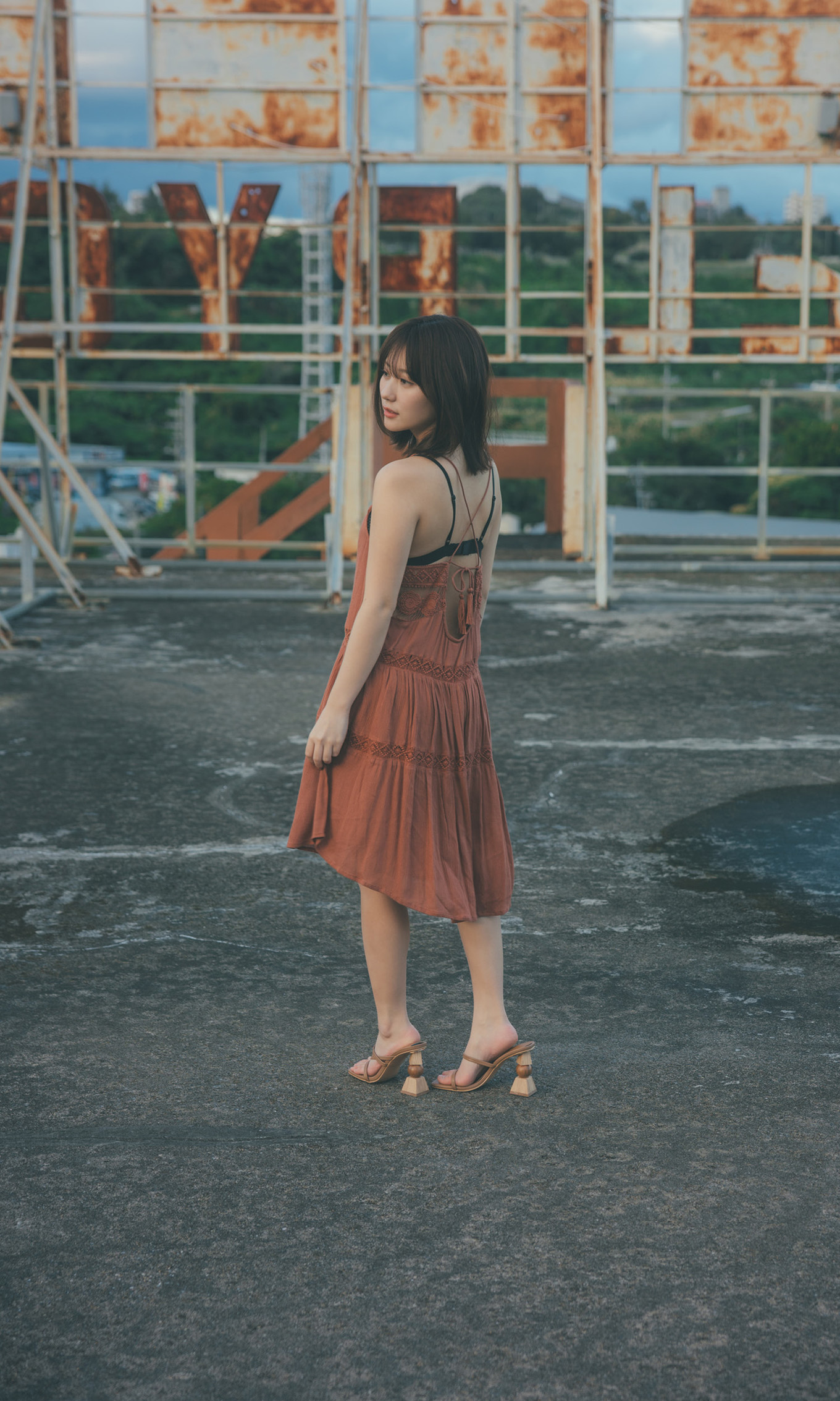 Miku Tanaka 田中美久, 周プレ Photo Book 「キミの街まで」 Set.04