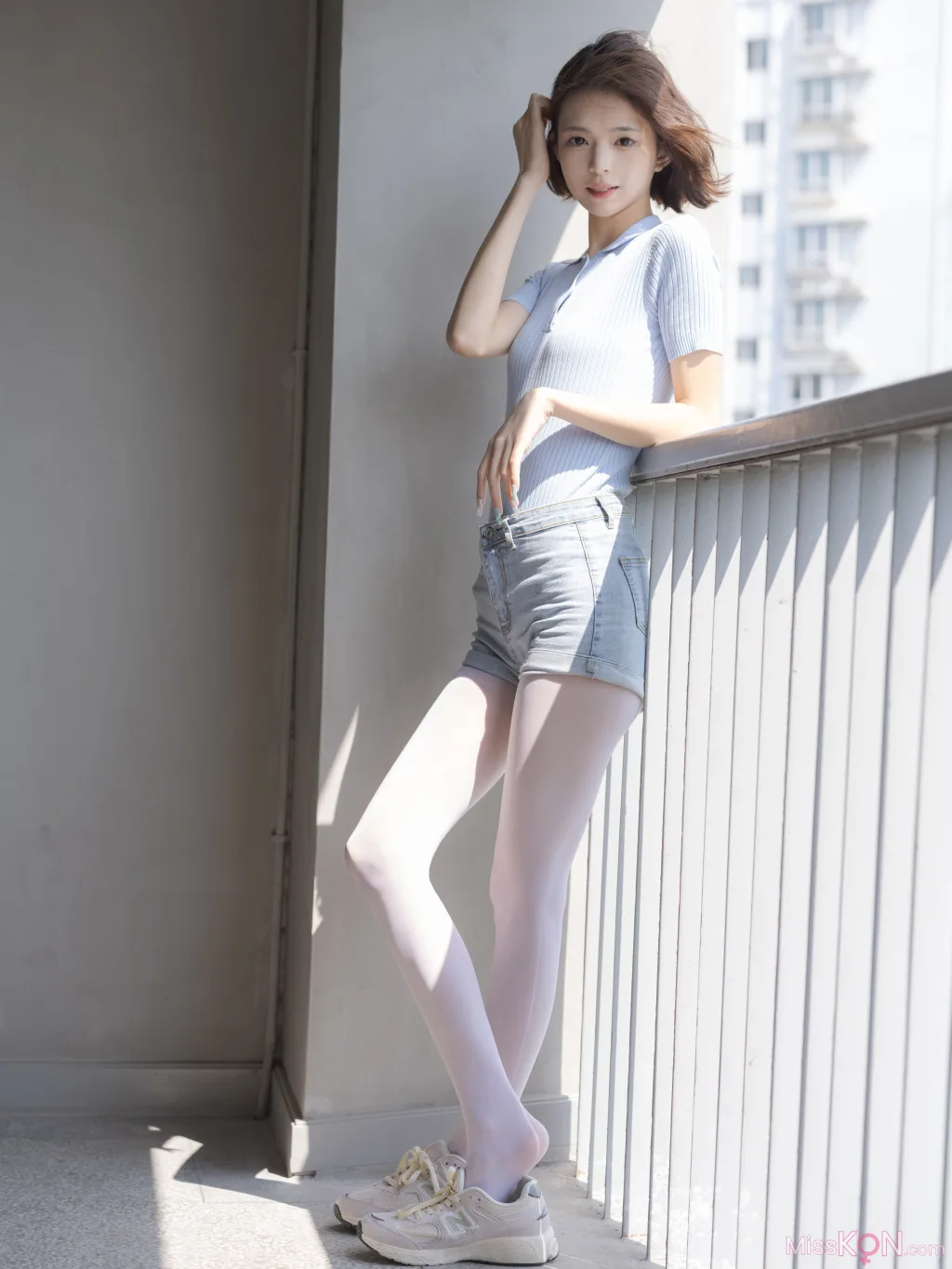 [森萝财团写真] 媛媛 试拍 15D超薄白丝
