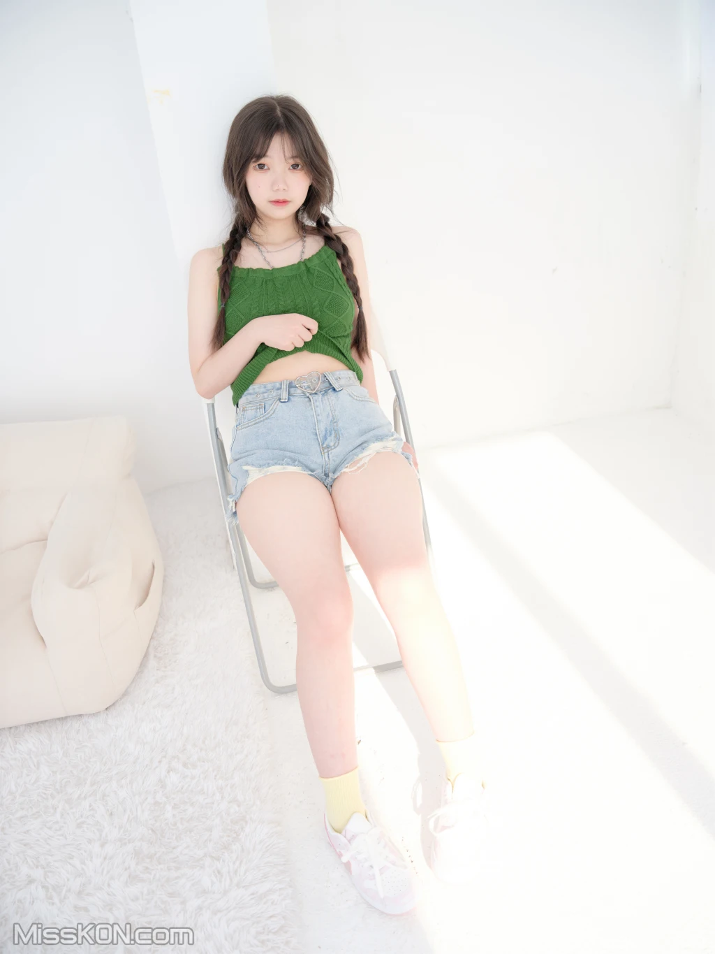 [紧急企划] R18 内部私定 奶昔 牛仔短裤脱光