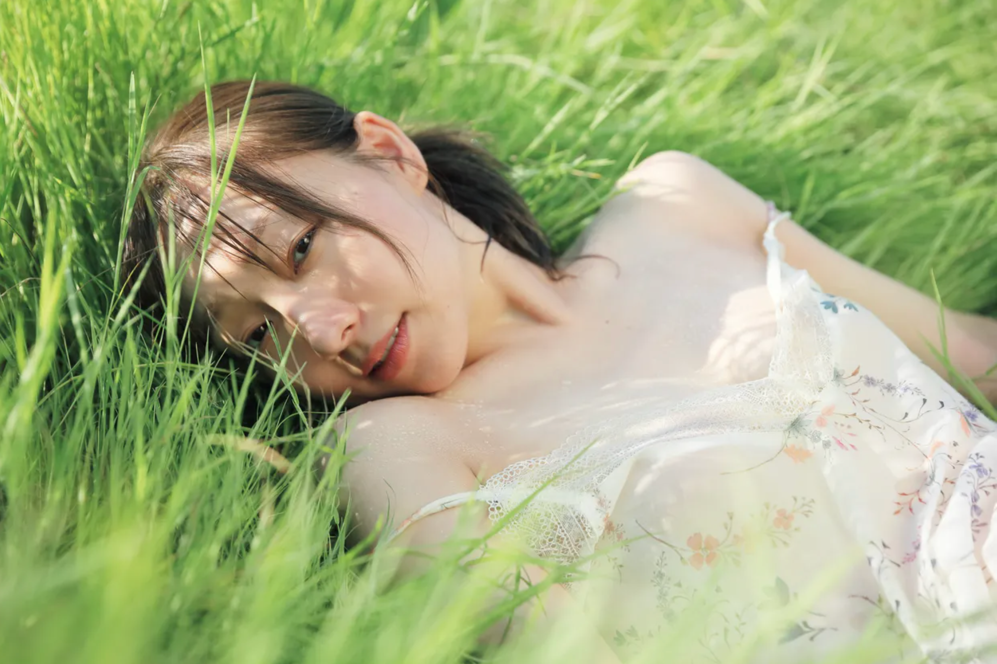 FRIDAY GOLD 须田亜香里 すっぴんBODY