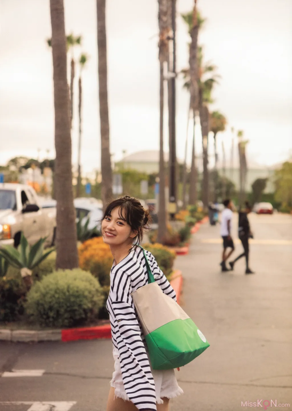 Mizuki Yamashita (山下美月)_ 乃木坂46 – 2nd写真集「ヒロイン」
