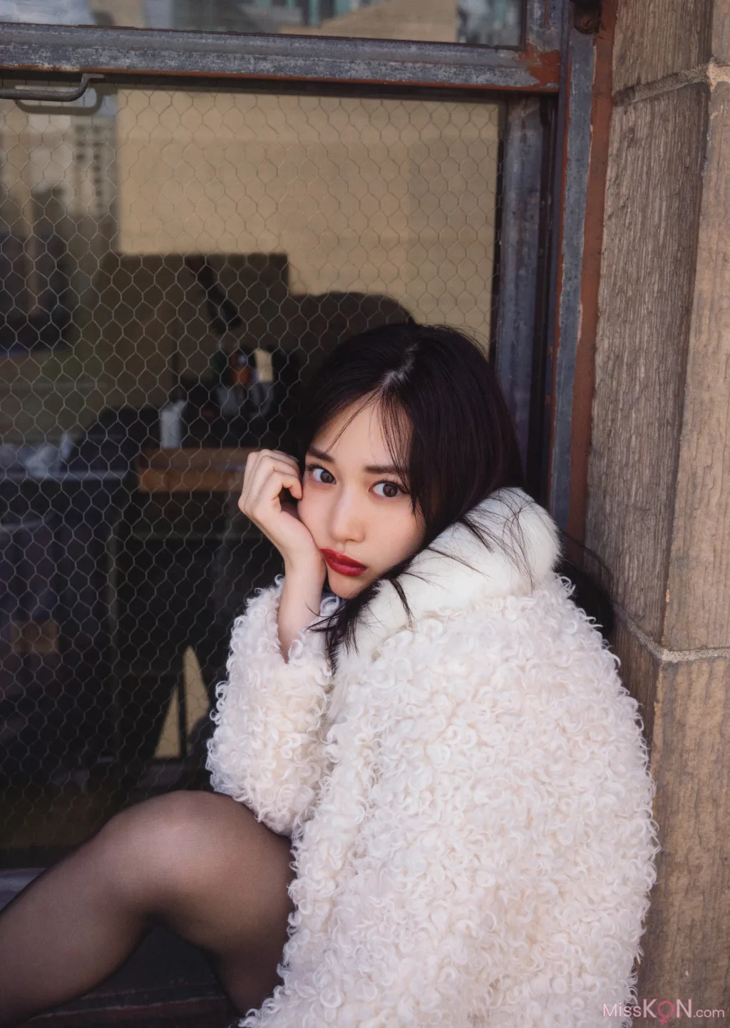 Mizuki Yamashita (山下美月)_ 乃木坂46 – 2nd写真集「ヒロイン」