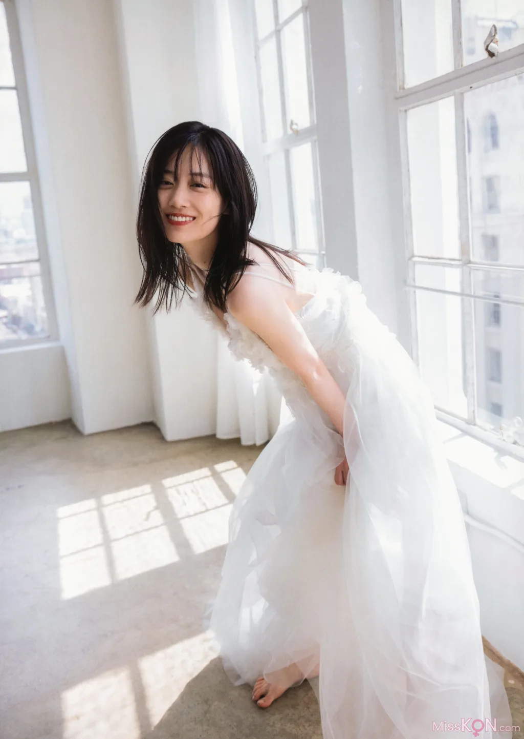 Mizuki Yamashita (山下美月)_ 乃木坂46 – 2nd写真集「ヒロイン」