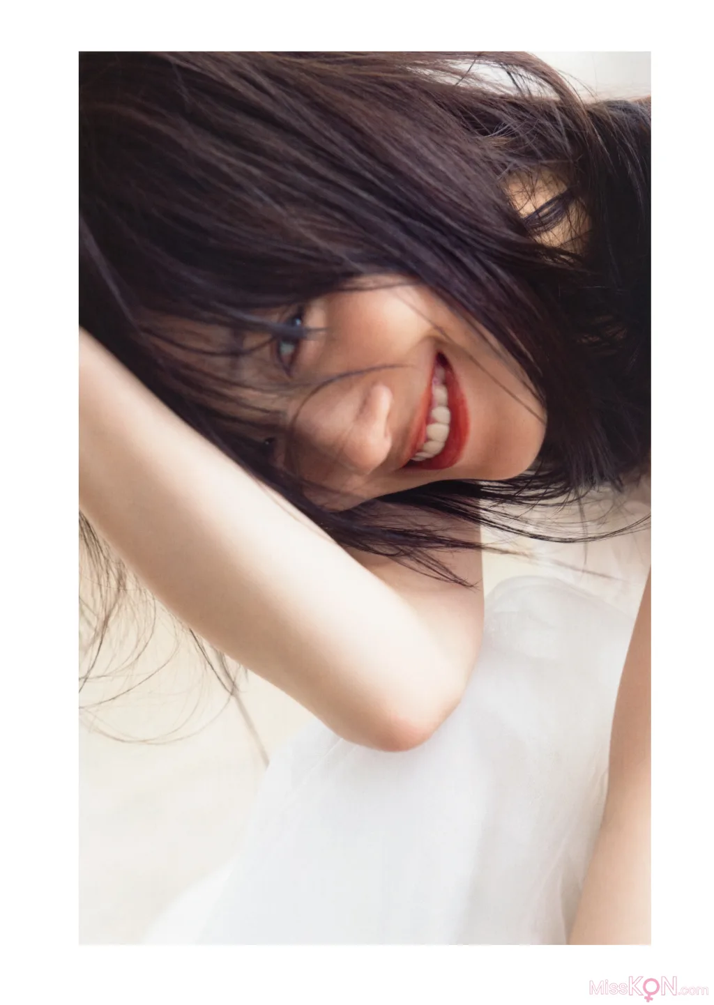 Mizuki Yamashita (山下美月)_ 乃木坂46 – 2nd写真集「ヒロイン」