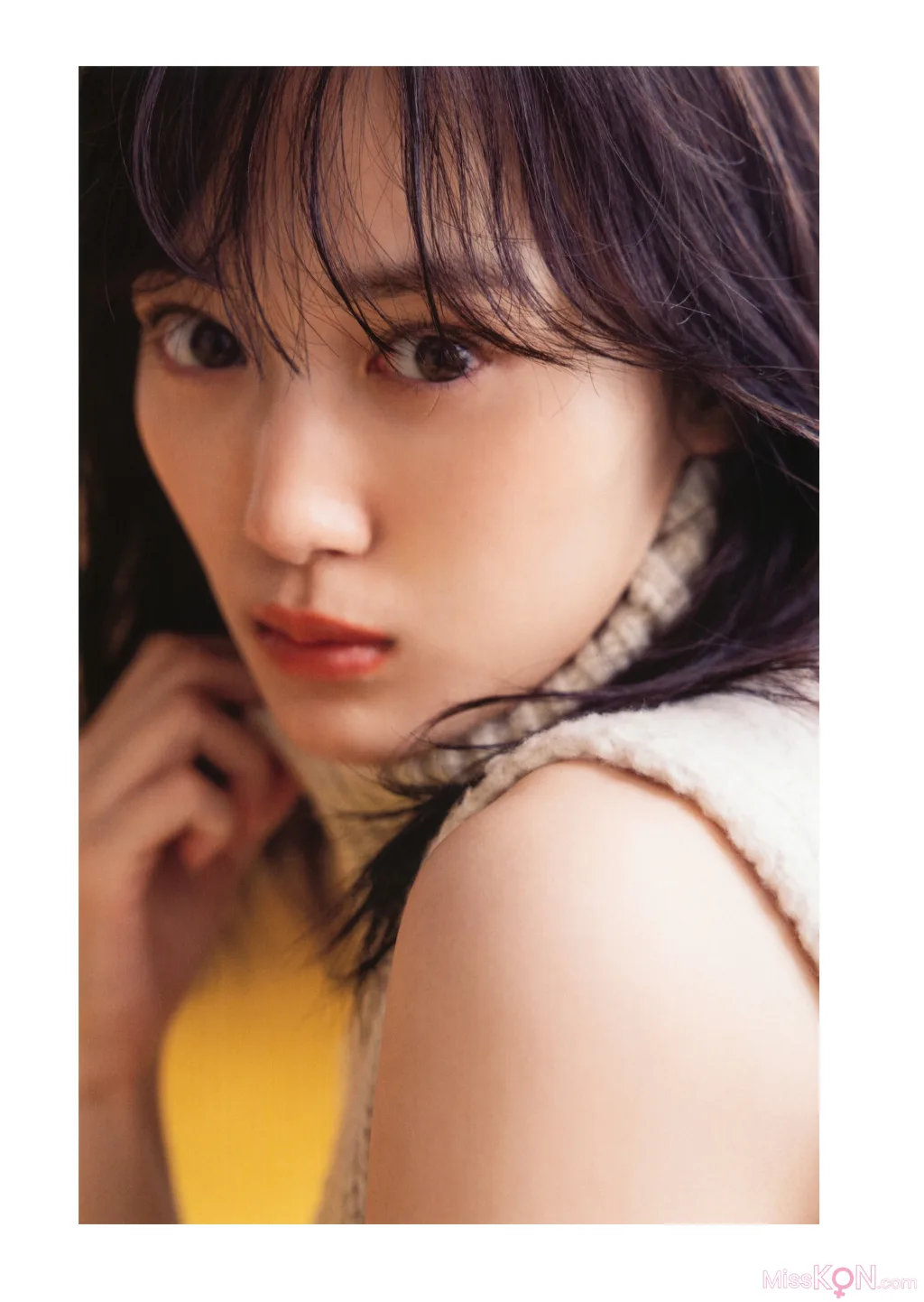 Mizuki Yamashita (山下美月)_ 乃木坂46 – 2nd写真集「ヒロイン」