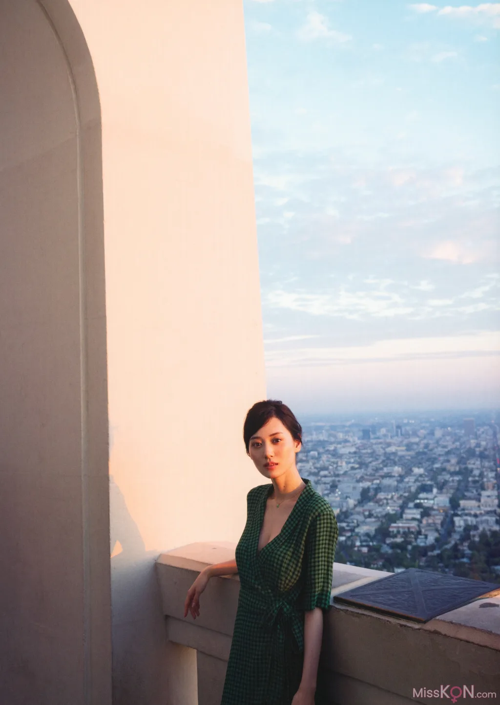 Mizuki Yamashita (山下美月)_ 乃木坂46 – 2nd写真集「ヒロイン」