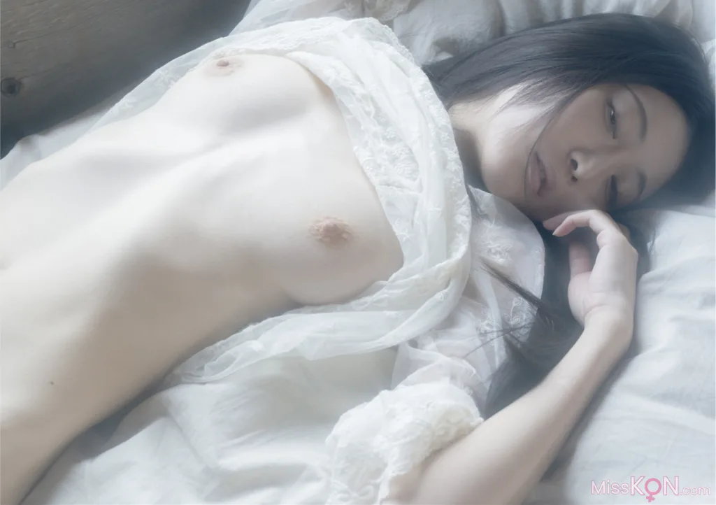 Nananano (七菜乃)_ Brilliant Light