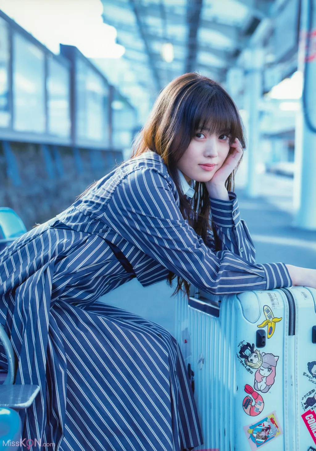 Rin Okabe (冈部麟)_ ファースト写真集「エスカルゴ」