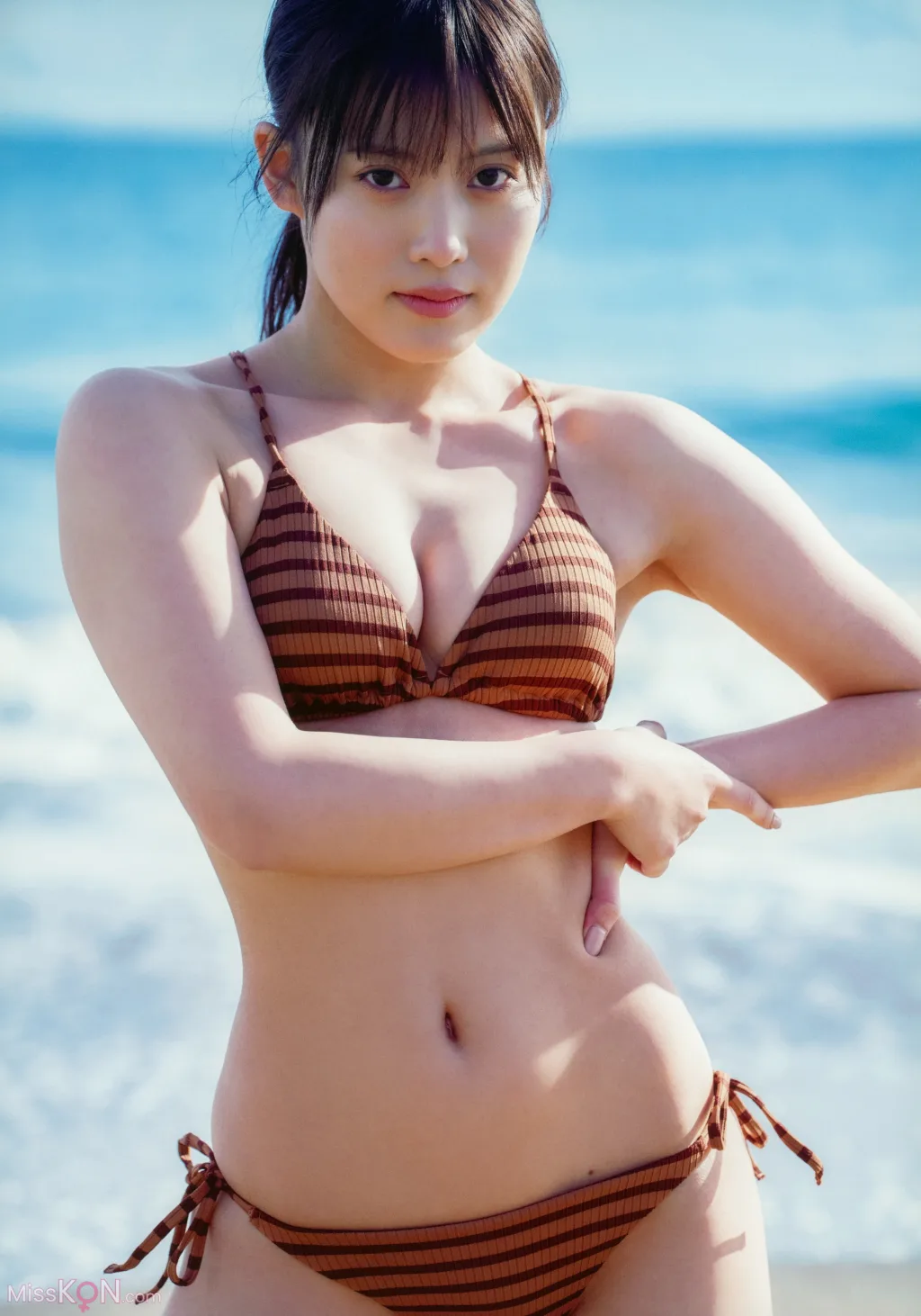 Rin Okabe (岡部麟)_ ファースト写真集「エスカルゴ」