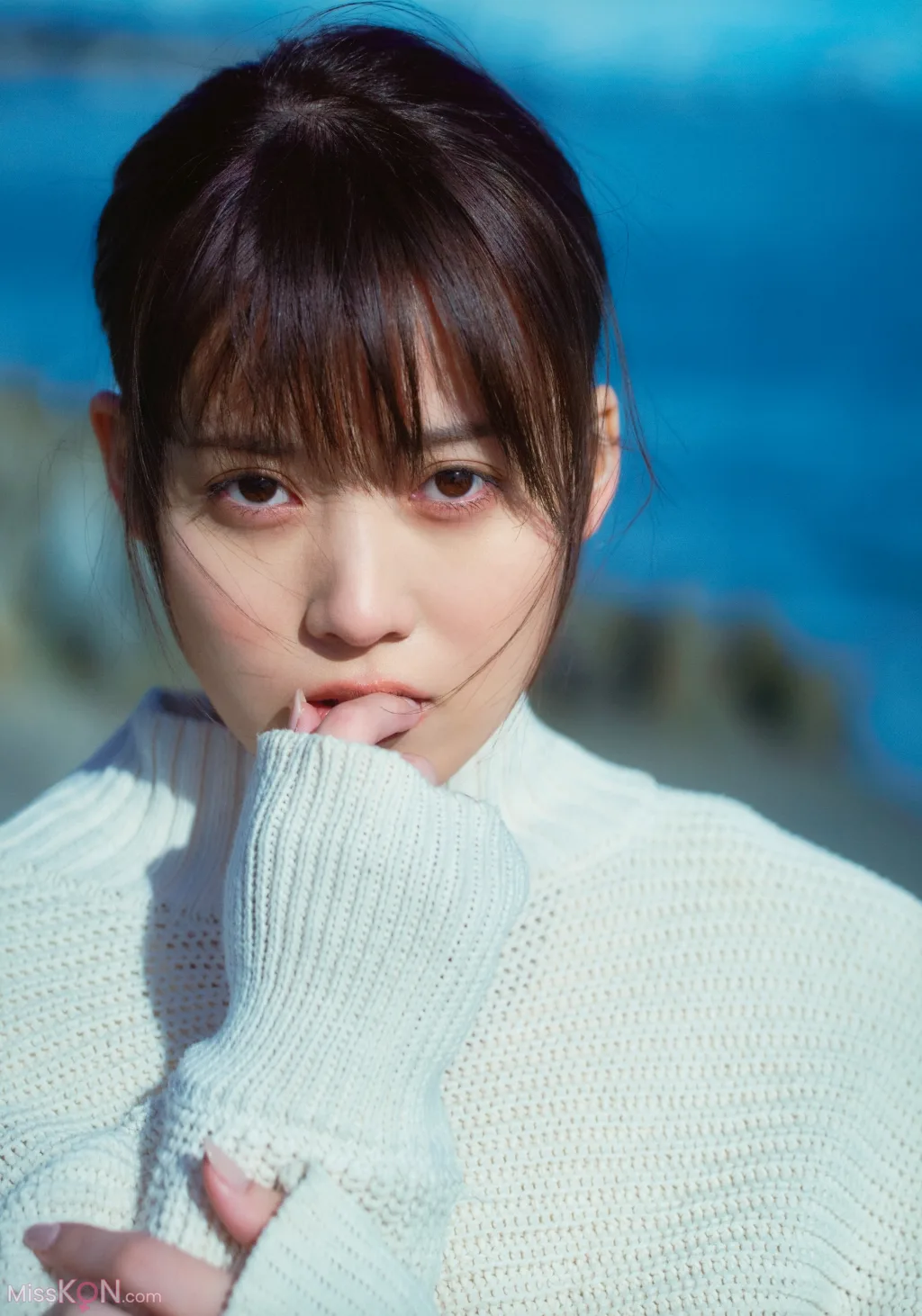 Rin Okabe (岡部麟)_ ファースト写真集「エスカルゴ」