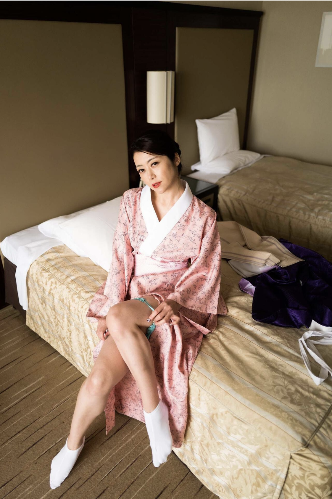 [Photobook] 北条麻妃 写真集 Violet Nude photo Collection