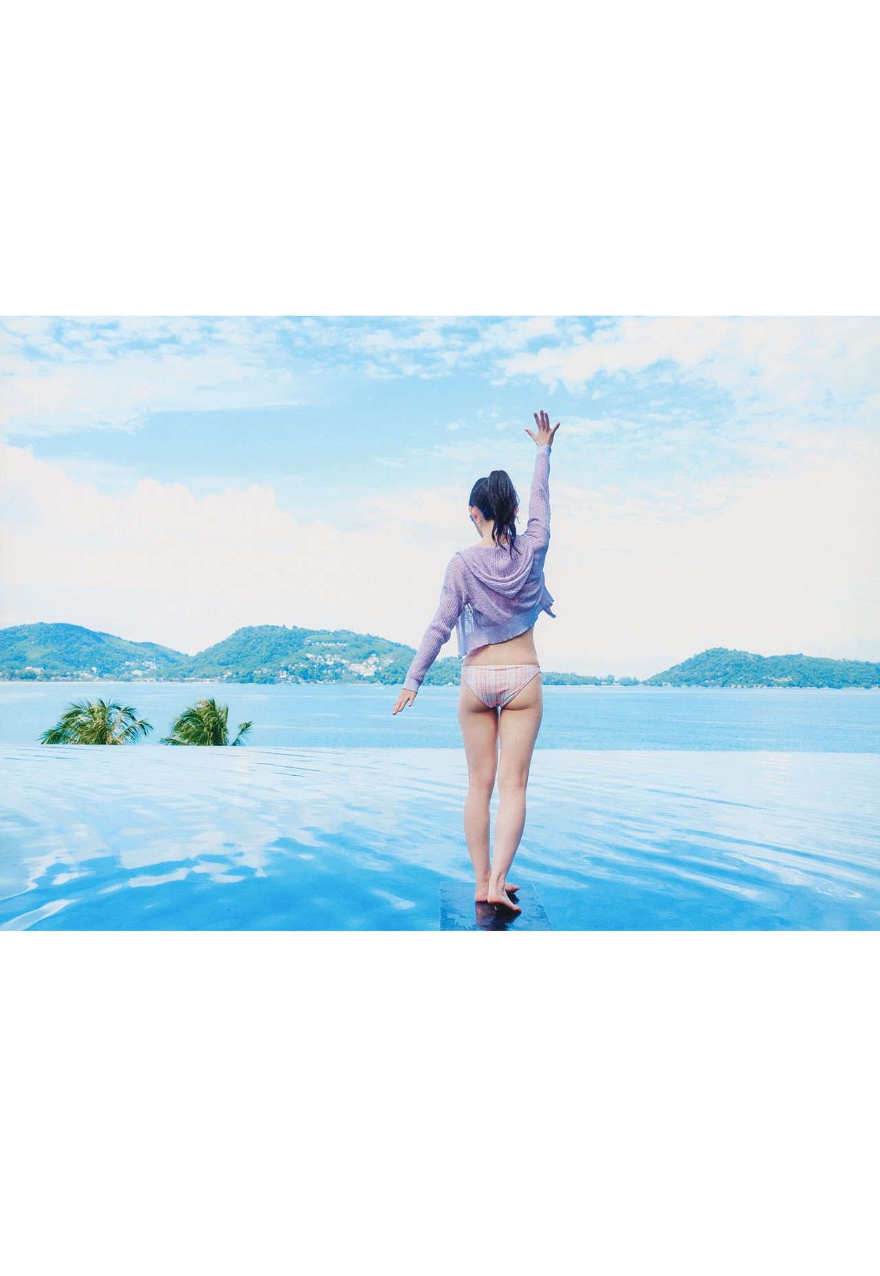 Mizuki Yamauchi 山内瑞葵, 1st写真集 「好きになる予感」 Set.02