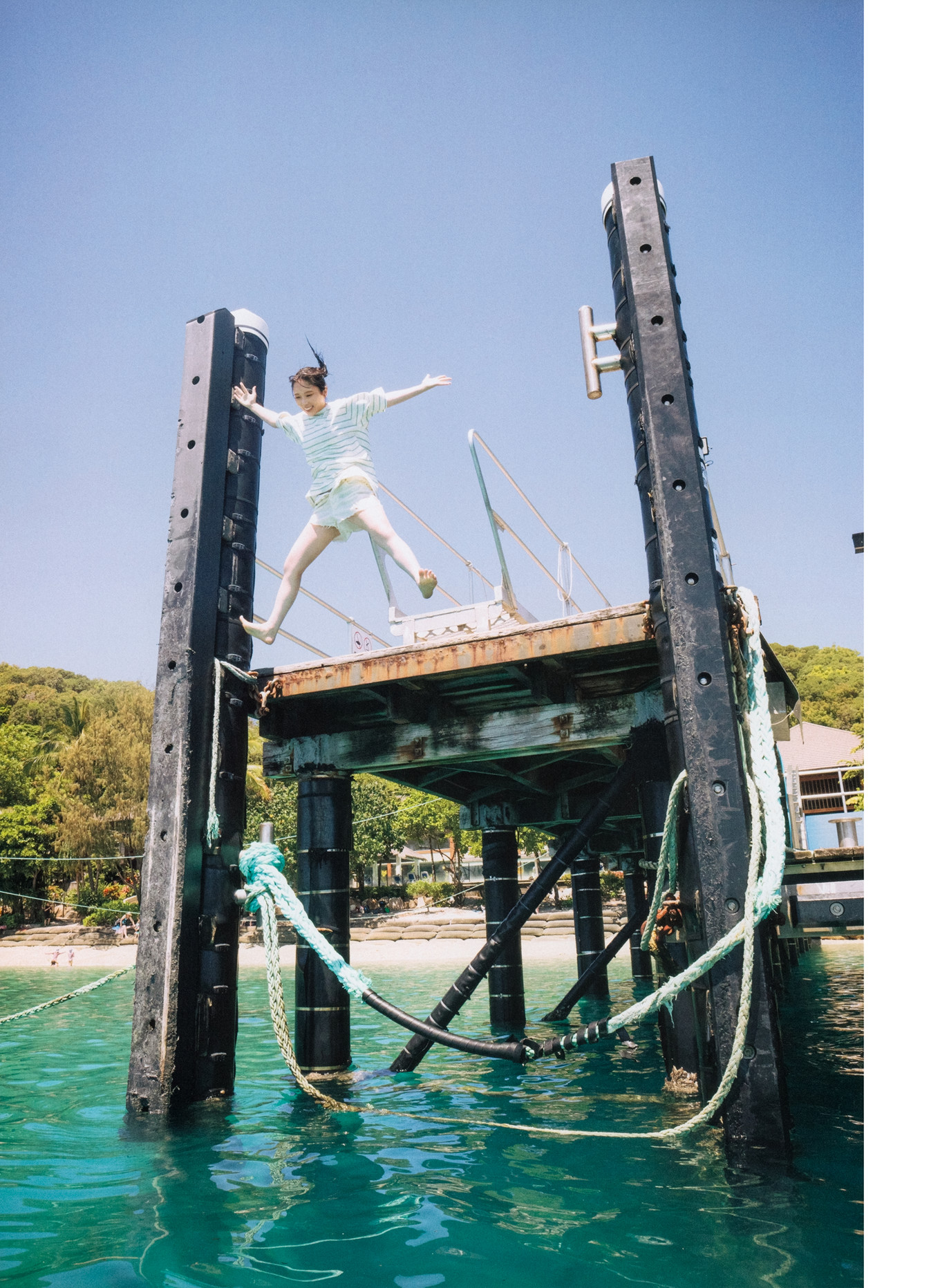 Yuki Yoda 与田佑希, 3rd写真集 「ヨーダ」 Set.01