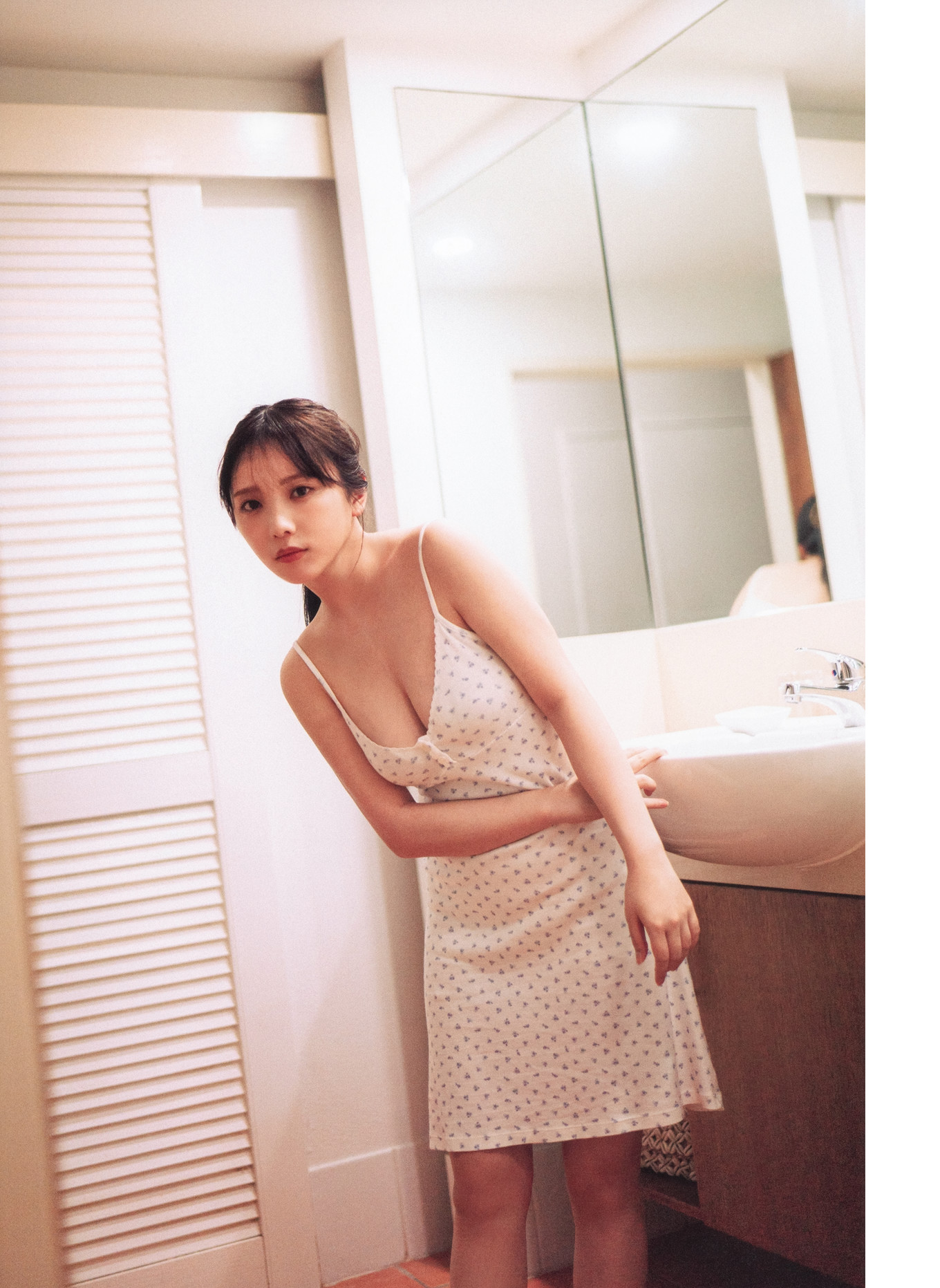 Yuki Yoda 与田佑希, 3rd写真集 「ヨーダ」 Set.01