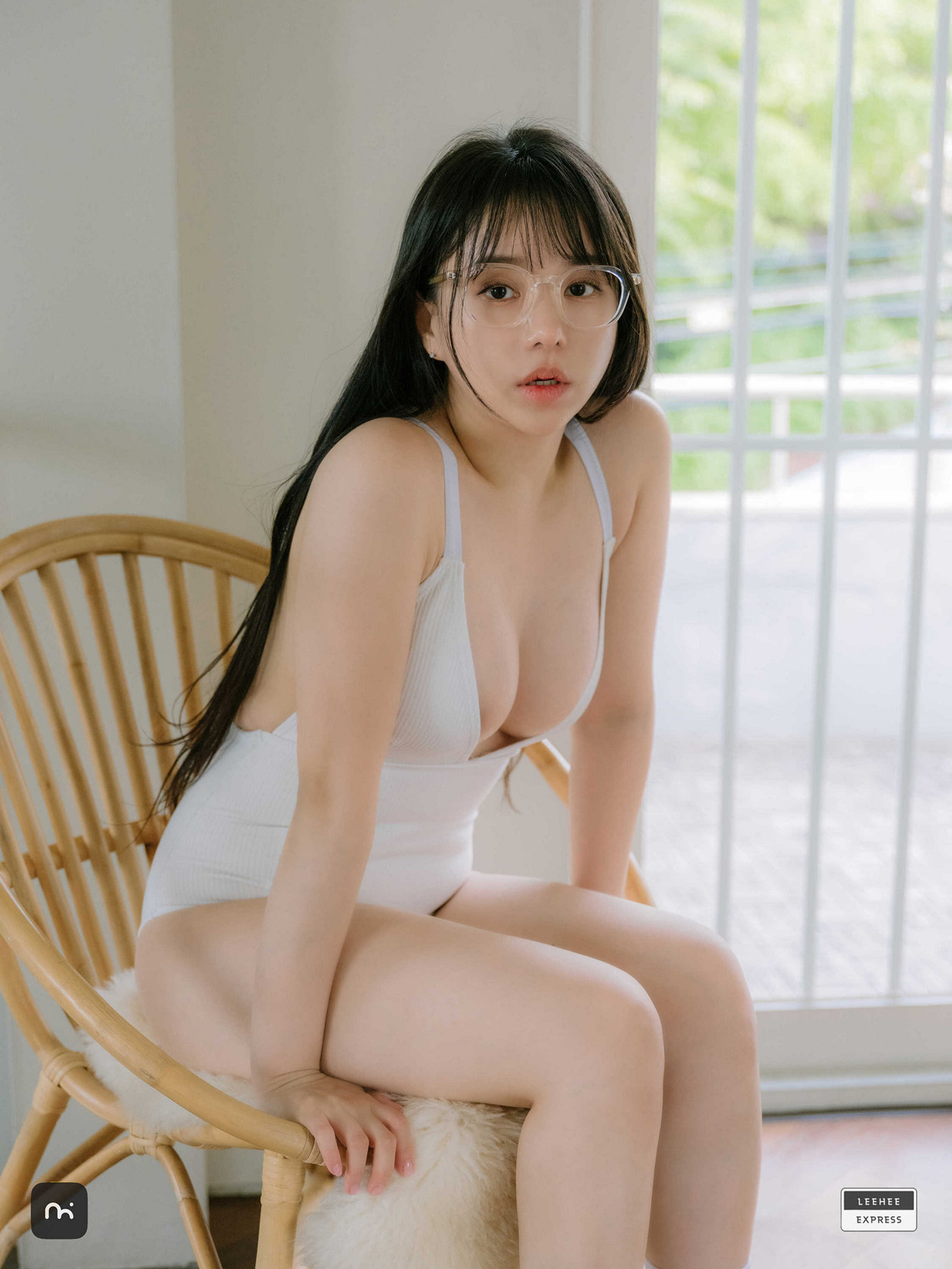 Yuri 유리, LEEHEE EXPRESS LEFM-038 Set.02