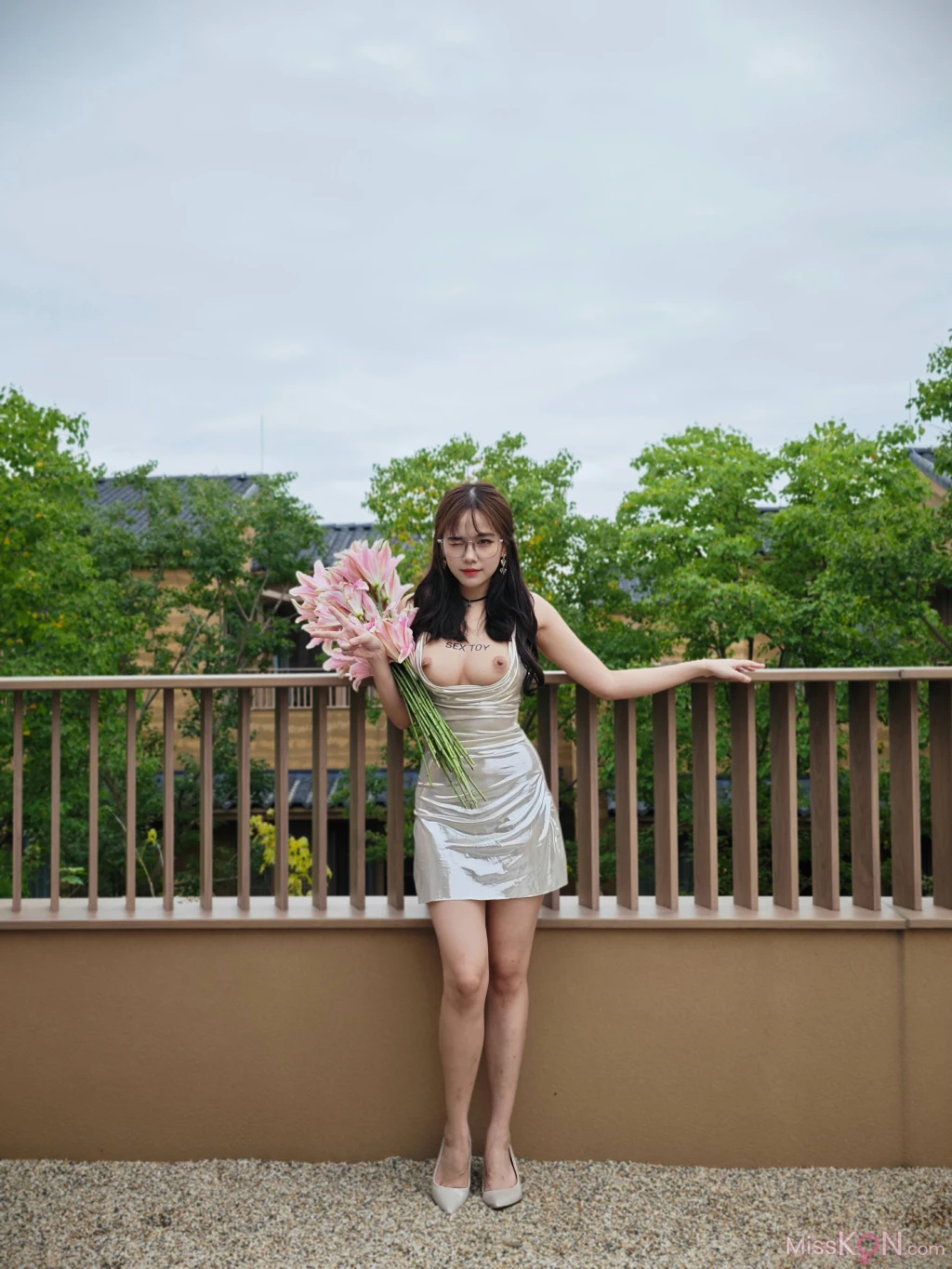 Ceason Photography_ 白色漆皮连衣裙