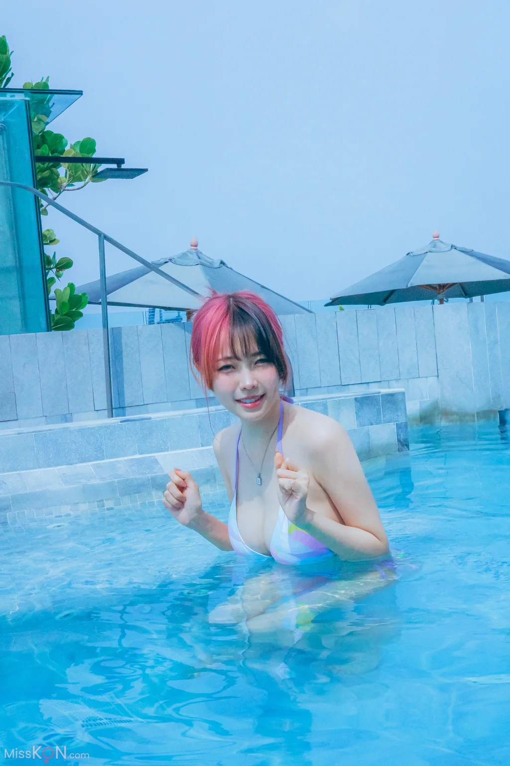 Coser@Ely_eee (ElyEE子)_ Poolside Relaxation