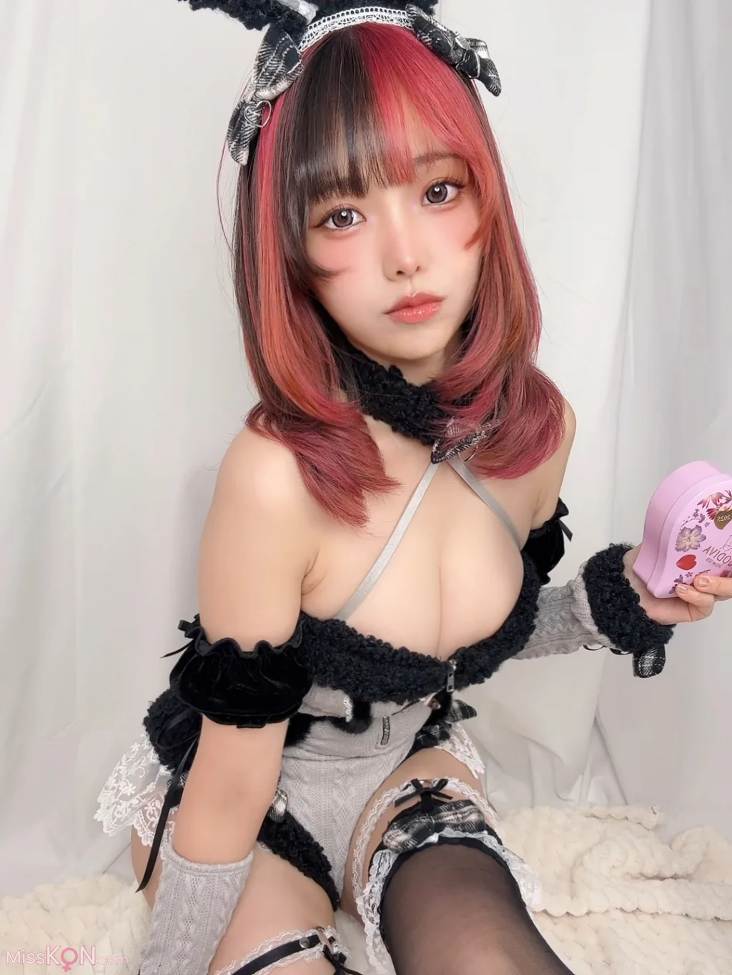 Coser@Ely_eee (ElyEE子)_ Shirogane noel~Nun