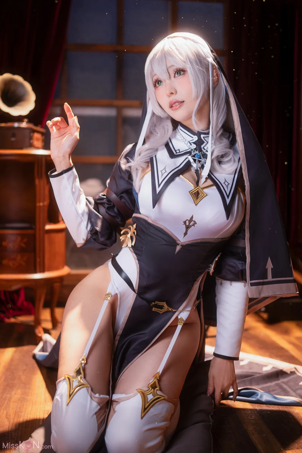 Coser@Ely_eee (ElyEE子)_ Shirogane noel~Nun