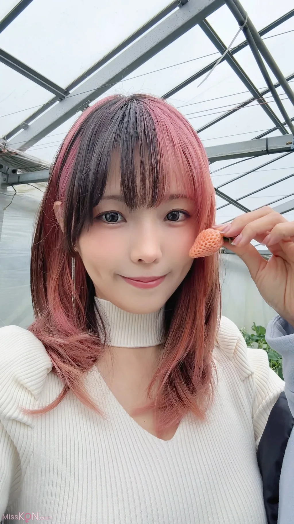 Coser@Ely_eee (ElyEE子)_ Strawberry Picking Date