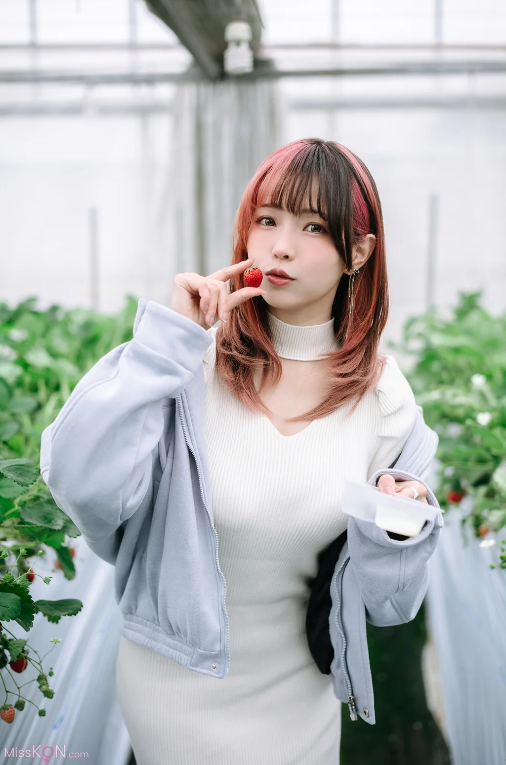 Coser@Ely_eee (ElyEE子)_ Strawberry Picking Date