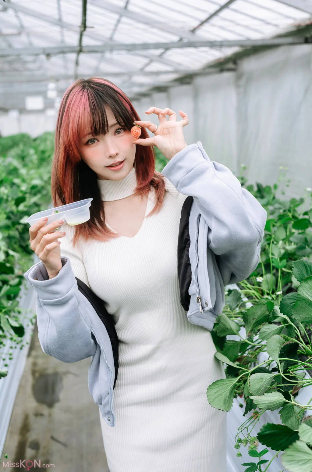 Coser@Ely_eee (ElyEE子)_ Strawberry Picking Date