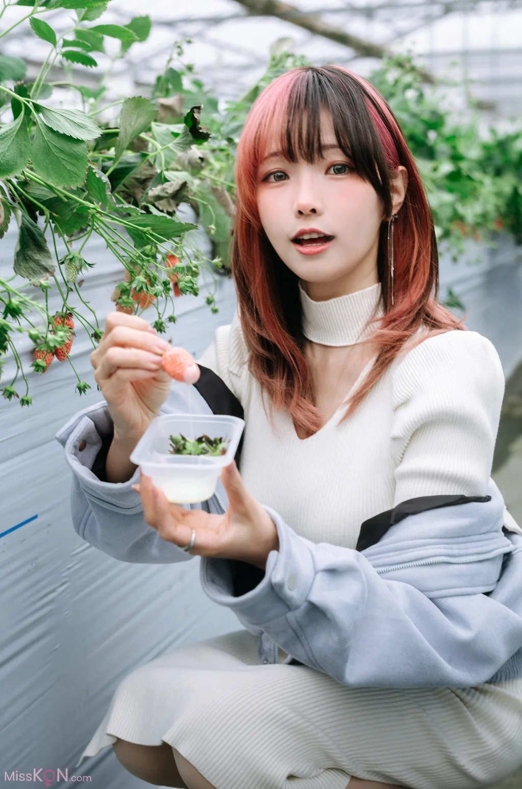 Coser@Ely_eee (ElyEE子)_ Strawberry Picking Date