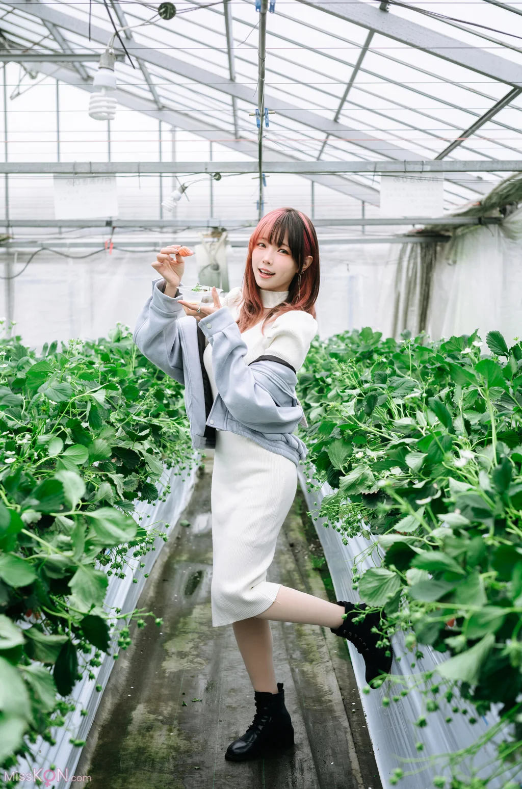 Coser@Ely_eee (ElyEE子)_ Strawberry Picking Date
