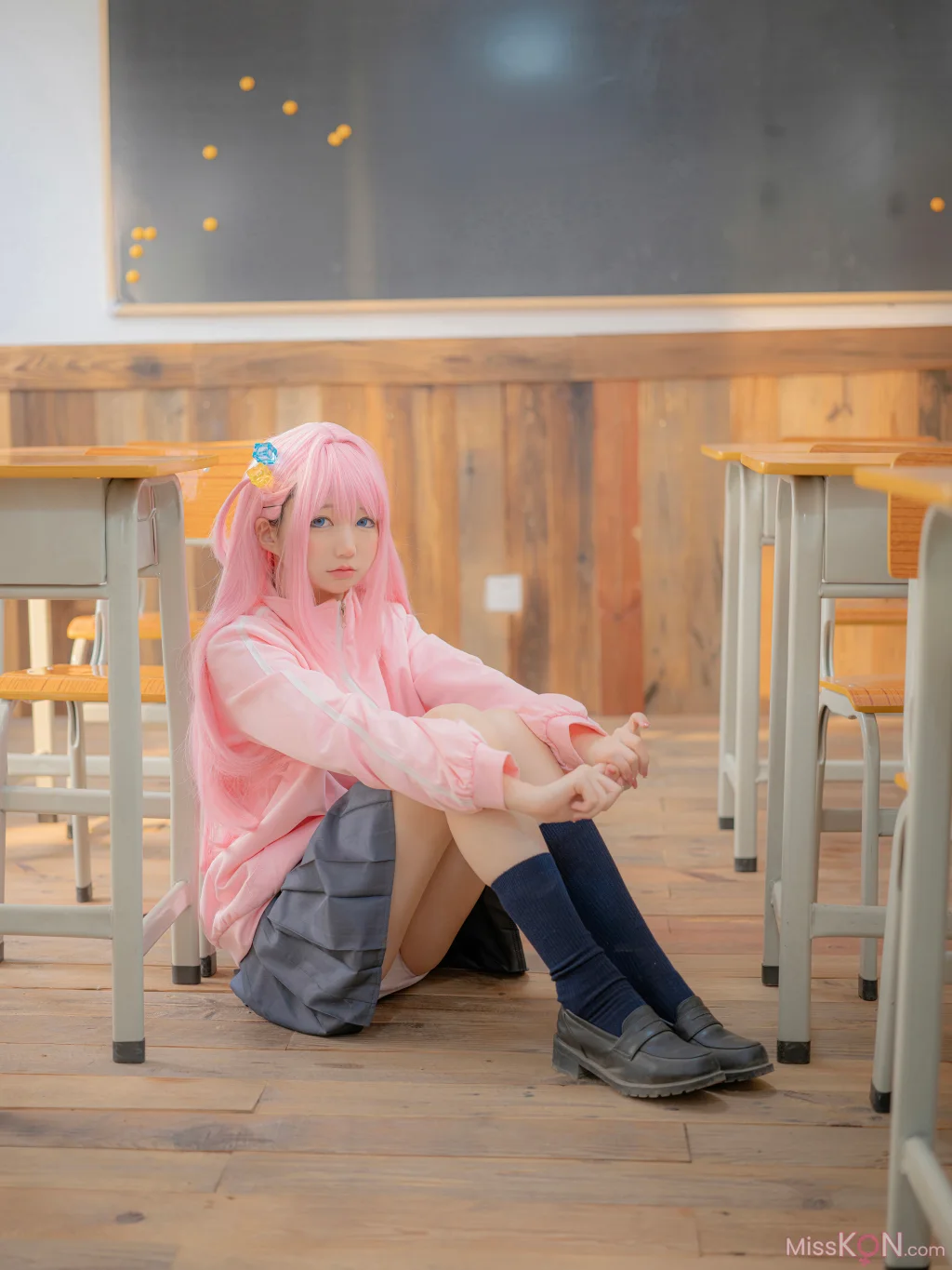 Coser@NAGISA魔物喵_ ぼっち・ざ・ろっく