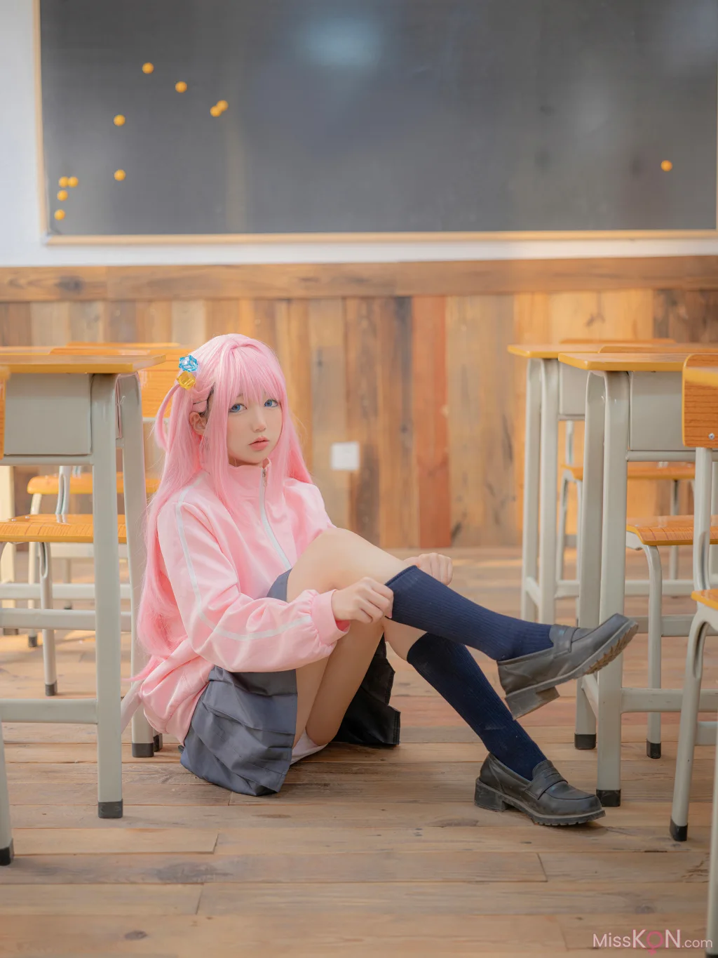 Coser@NAGISA魔物喵_ ぼっち・ざ・ろっく