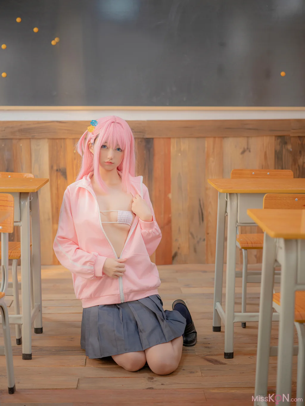 Coser@NAGISA魔物喵_ ぼっち・ざ・ろっく
