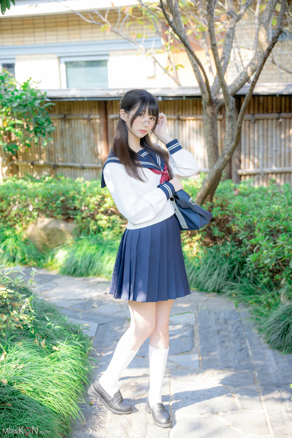 Coser@NAGISA魔物喵_ 真面目な委員長