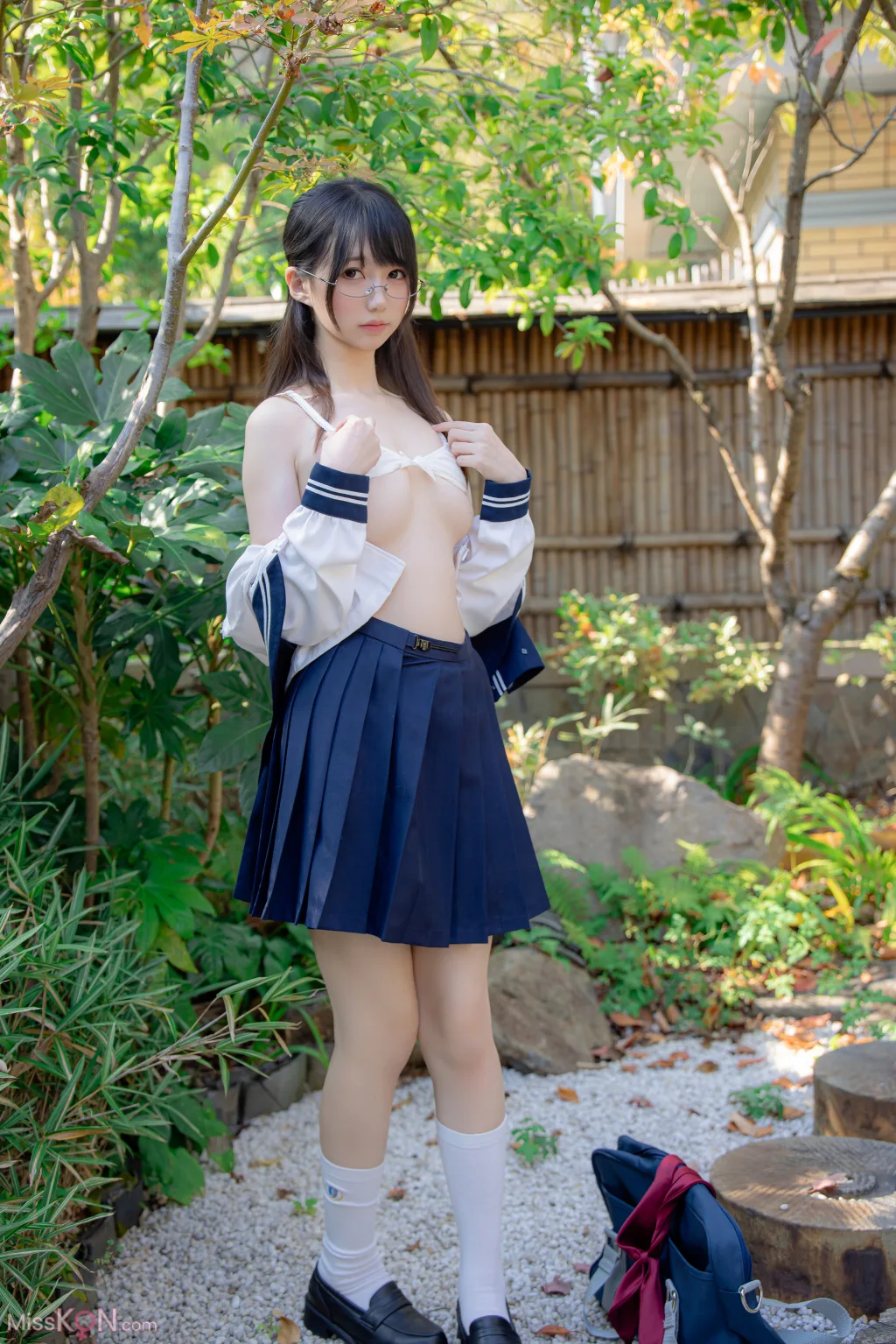Coser@NAGISA魔物喵_ 真面目な委員長