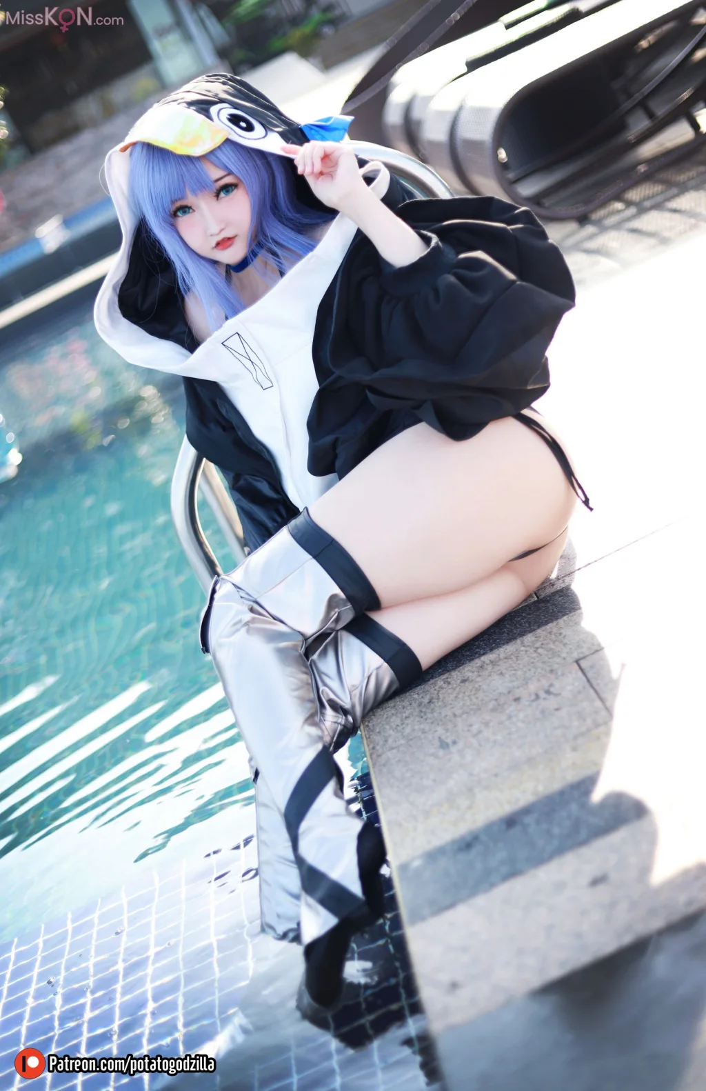 Coser@Potato Godzilla_ 泳装 Meltryllis