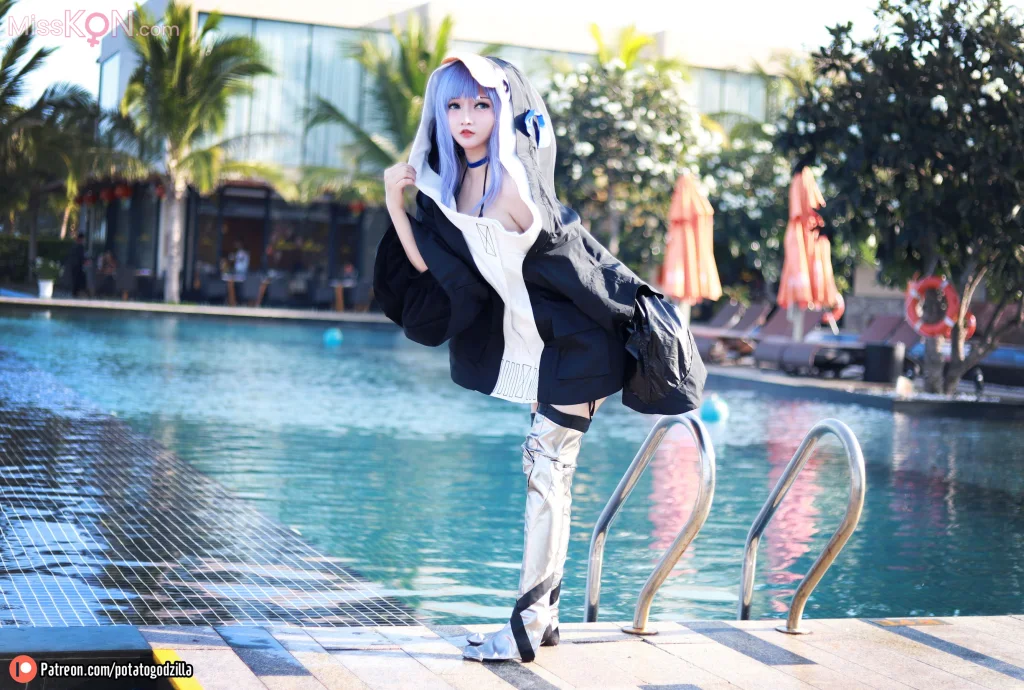 Coser@Potato Godzilla_ 泳装 Meltryllis