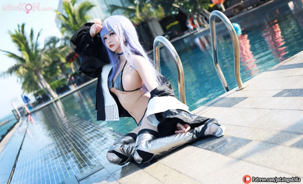 Coser@Potato Godzilla_ 泳装 Meltryllis