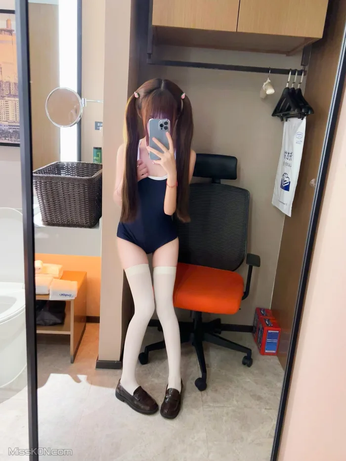 Coser@jasmine甜酱_ 超嫩福利姬少女 爆浆勾人小妖精