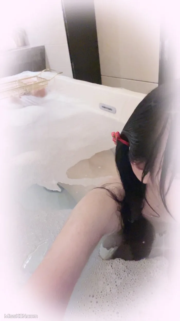 Coser@jasmine甜酱_ 超嫩福利姬少女 爆浆勾人小妖精
