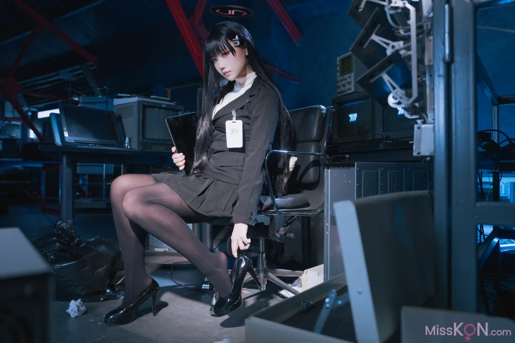Coser@lunananya_ Blue Archive 調月リオ