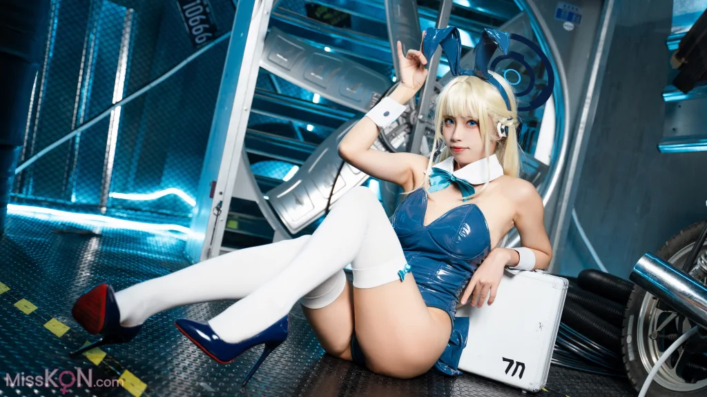Coser@三無人型_ 蔚蓝档案 飞鸟马时兔女郎