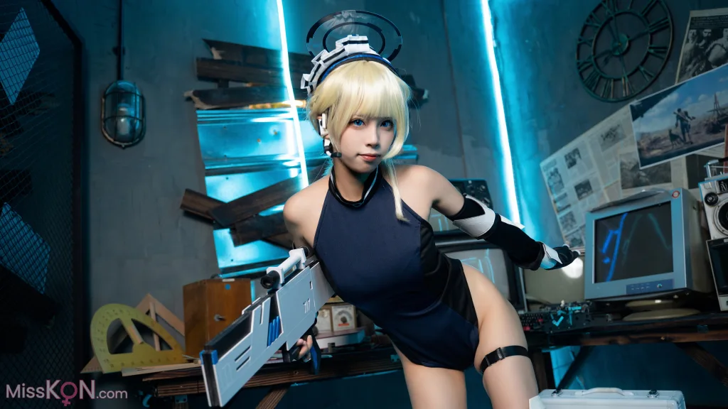 Coser@三無人型_ 蔚蓝档案 飞鸟马时兔女郎