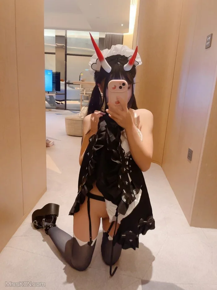 Coser@好吃的鹿鹿 & luluight_ 顶级Cos白虎萝莉 私拍福利