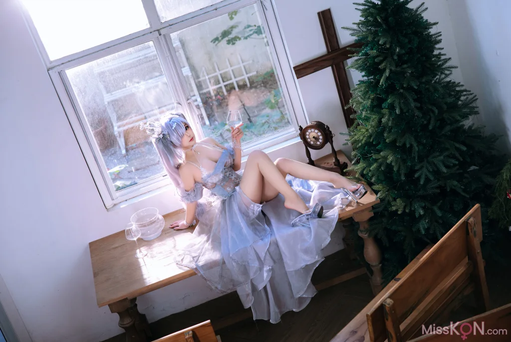 Coser@日奈娇_ 胜利女神 – 妮姬 灰姑娘