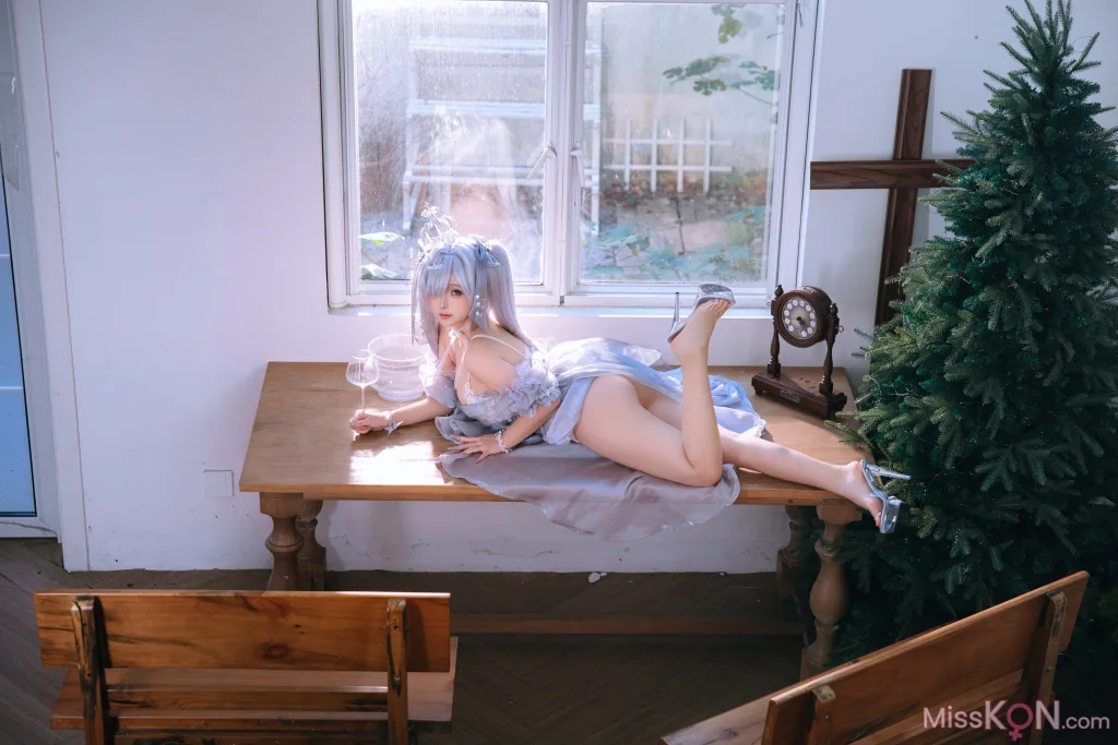 Coser@日奈娇_ 胜利女神 – 妮姬 灰姑娘
