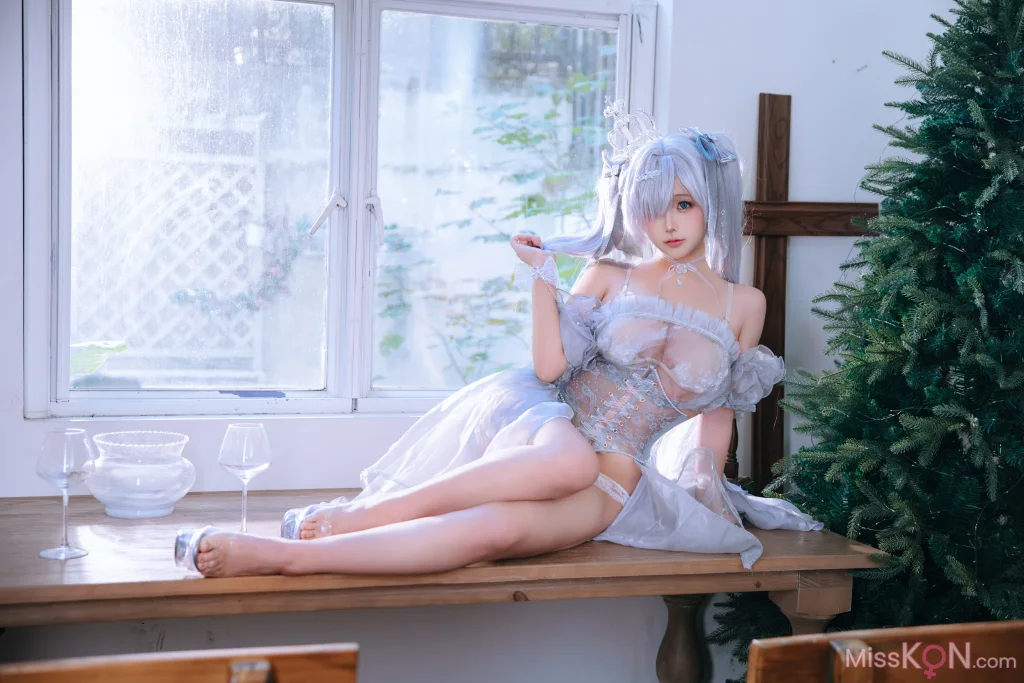 Coser@日奈娇_ 胜利女神 – 妮姬 灰姑娘